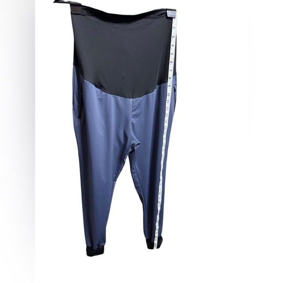 Maternity Joggers L blue with zip pockets - Picture 3 of 6